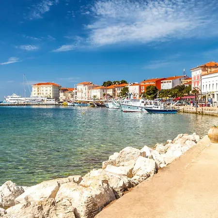 Apartment In Porec 10