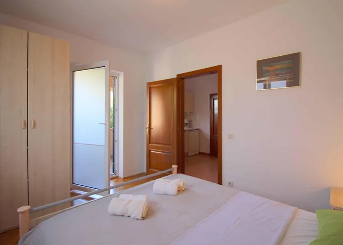 Apartment In Porec 10 *